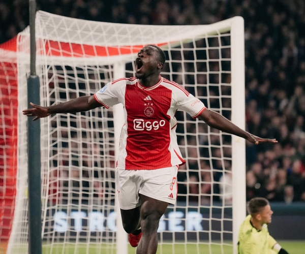 Goles y resumen Almere 2-2 Ajax en la Eredivisie