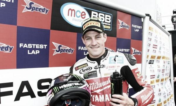 Josh Brookes vence segunda corrida do Britânico de Superbike em Oulton Park
