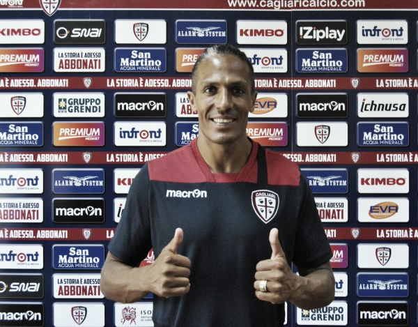 Cagliari, ecco Bruno Alves: "Vogliamo centrare una salvezza tranquilla"