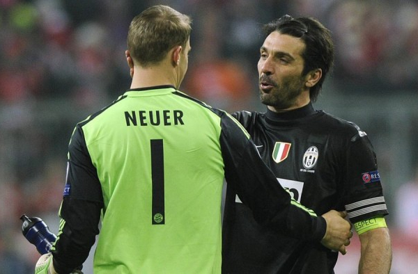 Neuer elogia Buffon: "E' un portiere di classe mondiale". Risposta di Gigi: "E' più forte di me"