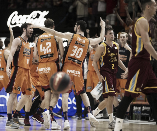 Van Rossom da el primer partido de la serie a Valencia Basket