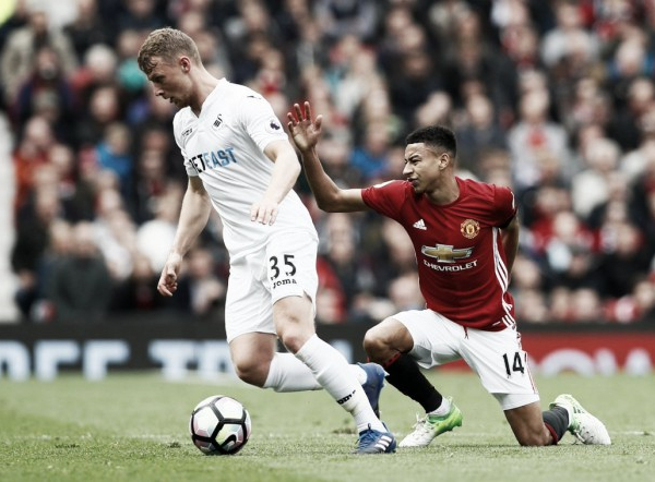 Premier League: Rooney illude, Sigurdsson la riprende. 1-1 tra Manchester e Swansea