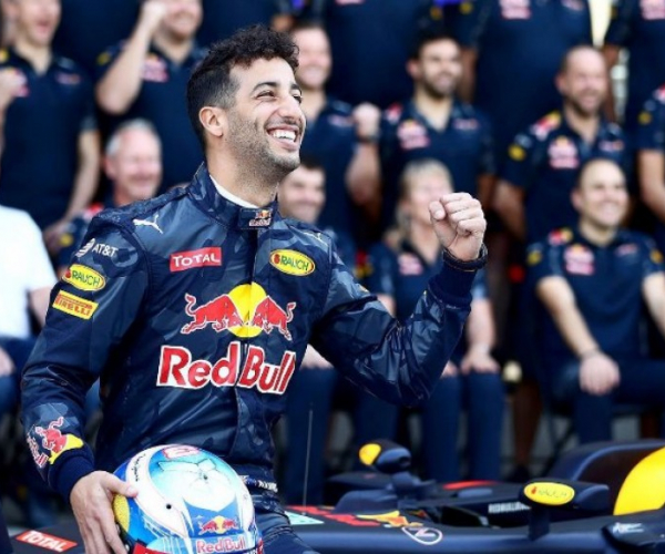 F1, parla Ricciardo: "In questo momento la Red Bull è l'opposto della Mercedes"