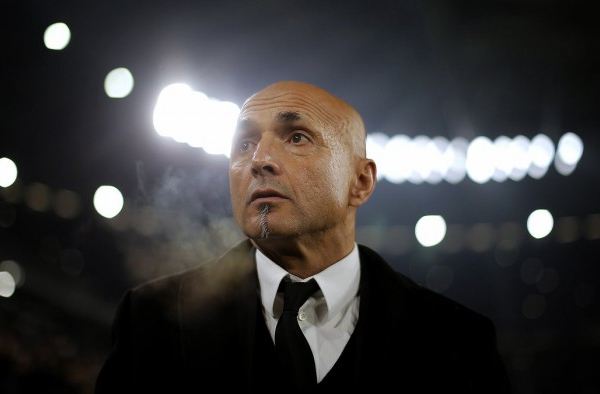 La Roma si prepara al freddo di Udine: Perotti non recupera, Vermaelen si
