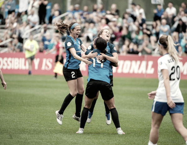 Sydney Leroux and Amy Rodriguez get FC Kansas City opening day win against the Boston Breakers