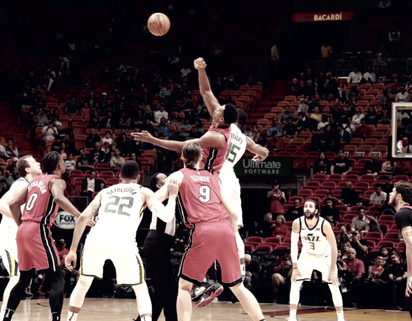 NBA - Mitchell non basta: Miami supera i Jazz nel finale