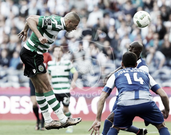 Slimani esfomeado rugiu no Dragão: Sporting vence Porto num jogo "à campeão"