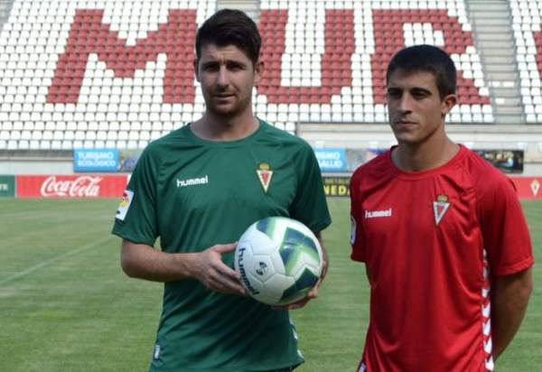 Javi Flores y Jairo Izquierdo, presentados como nuevas incorporaciones del Real Murcia