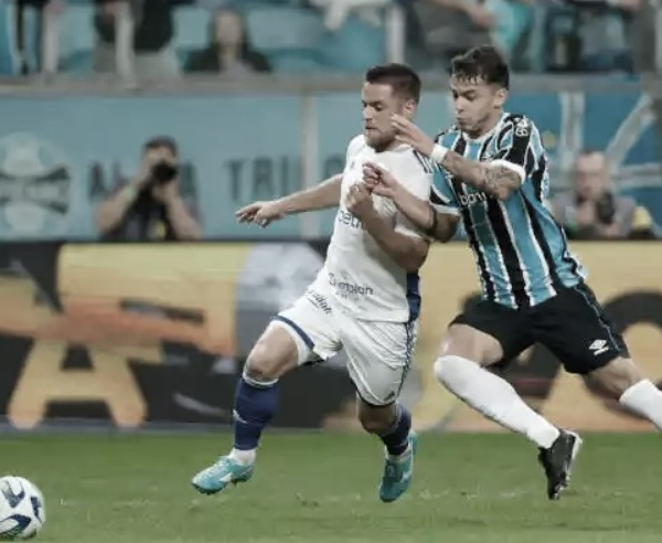 Em jogo marcado por golaços, Grêmio e Cruzeiro empatam na ida das oitavas da Copa do Brasil