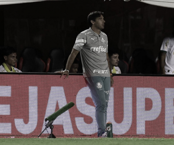 Abel Ferreira valoriza atmosfera do Barradão após vitória do Palmeiras: "Ambiente espetacular"