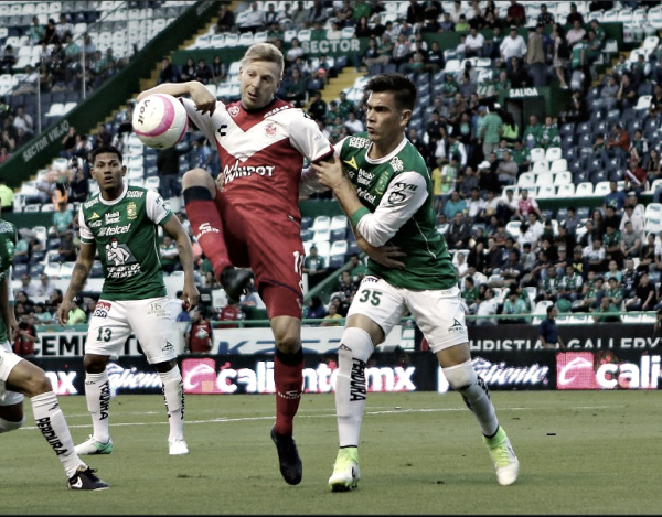 León se enfila a Liguilla con goleada ante Veracruz