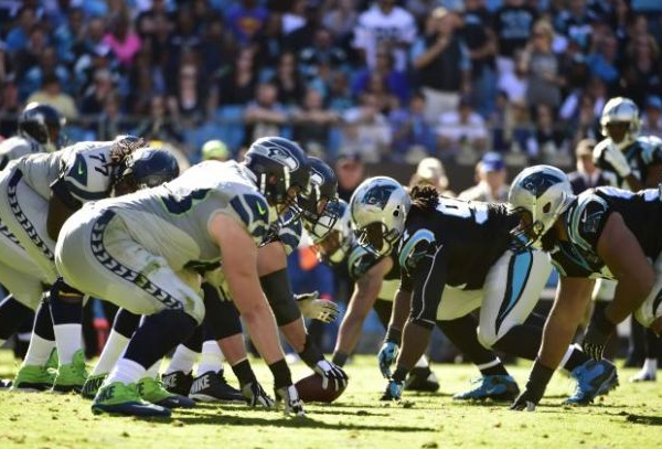 Score Carolina Panthers - Seattle Seahawks of 2015 NFL Football (27-23)