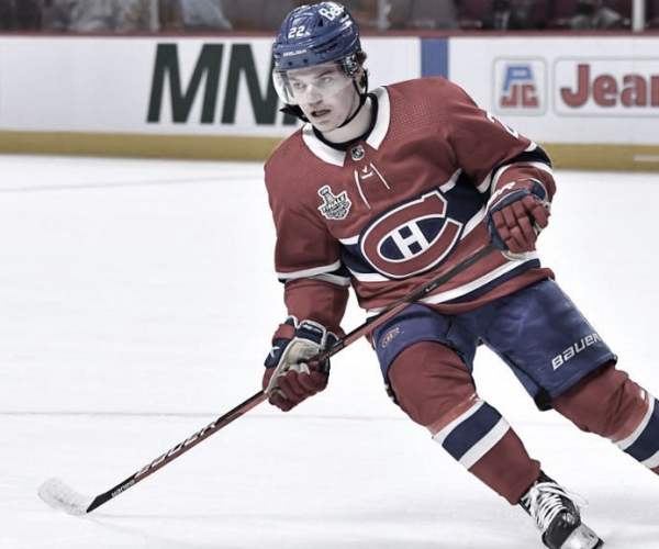 Cole Caufield renueva con Montreal Canadiens
