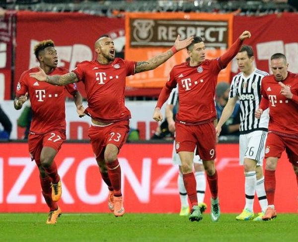 Il Bayern trema, poi trova i supplementari: Thiago e Coman mandano a casa la Juve