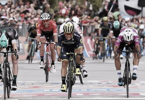 Giro d'Italia, Caleb Ewan vince al fotofinish ad Alberobello