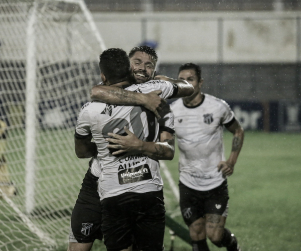 Rafael Sóbis desencanta, marca hat-trick e Ceará goleia River-PI pela Copa do Nordeste