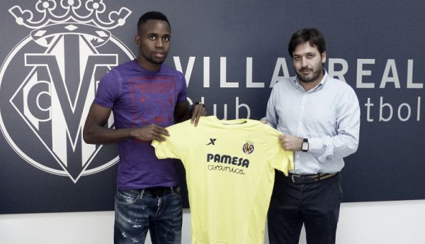 Villarreal anuncia contratação do atacante congolês Cédric Bakambu, ex-Bursaspor