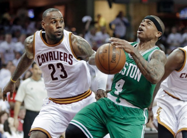 Score Boston Celtics - Cleveland Cavaliers in 2015 NBA Playoff Game 2 (91-99)