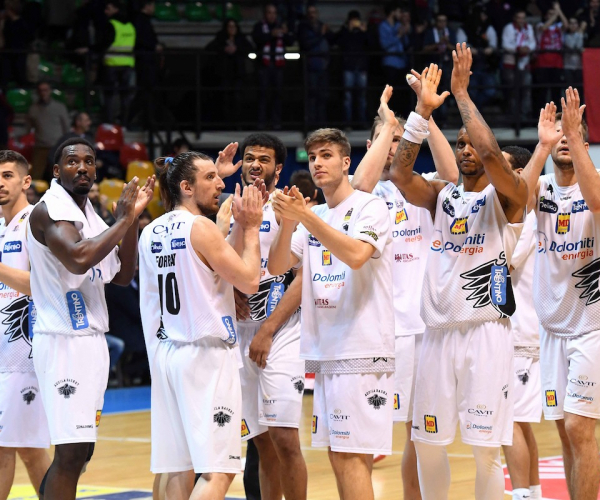 Lega Basket - Trento torna alla vittoria contro Pesaro (62-77)