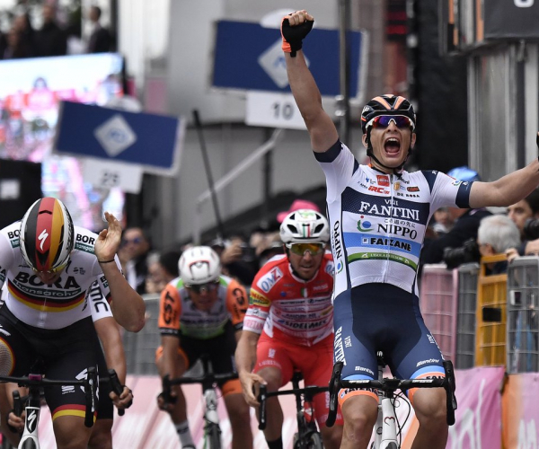Giro d'Italia: La prima volta di Cima, beffato il gruppo