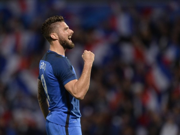 Verso Euro 2016: Francia sul velluto, Scozia demolita 3-0