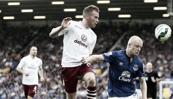 Naismith feels Everton's latest signing is positive for the squad