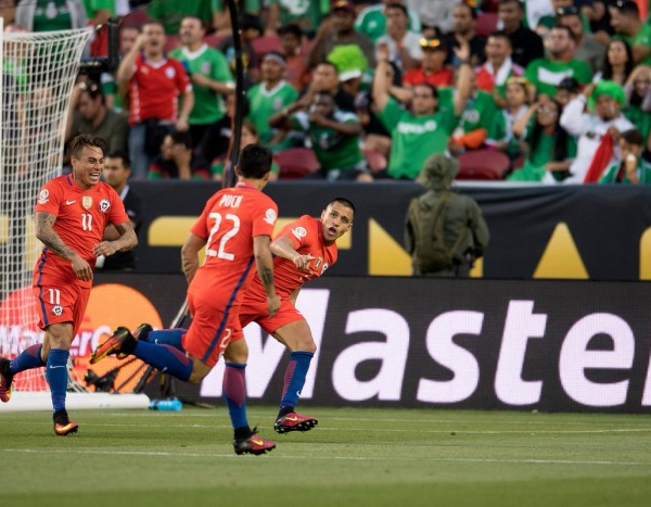 Copa Centenario, quarti: la marea roja distrugge il Messico. Sette gol, poker di Edu Vargas