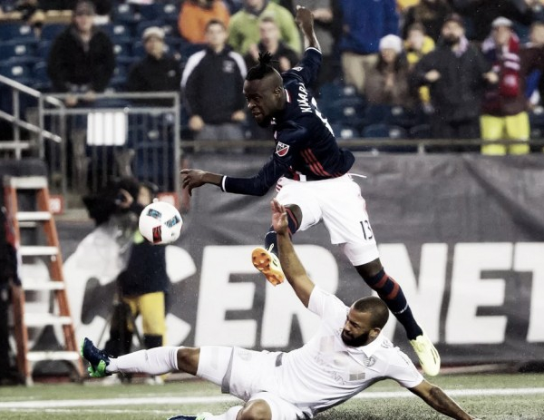 Late own goal keeps New England Revolution in playoff contention