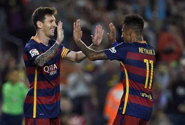 Liga, il Barcellona cala il poker: 4-1 al Levante nel segno di Bartra, Neymar e Messi