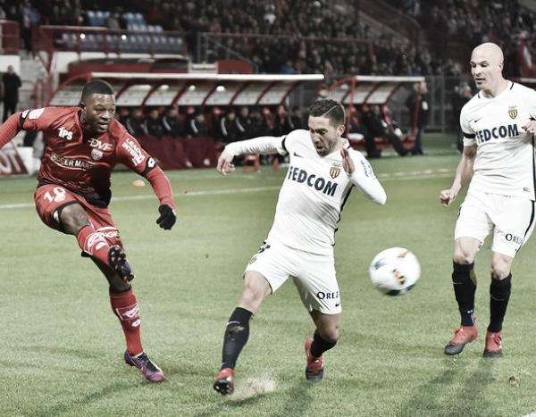 Monaco joga abaixo do esperado, empata com Dijon e vê liderança ameaçada