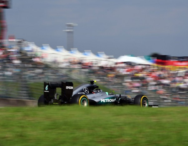Suzuka, FP3: Rosberg in testa, insegue Ricciardo