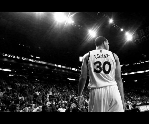 Curry da paura: Miami si arrende, passa Golden State