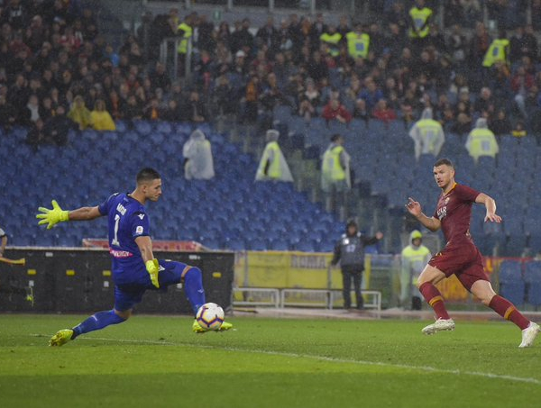 Dzeko torna al goal in casa e fa sorridere la Roma: battuta 1-0 una buona Udinese