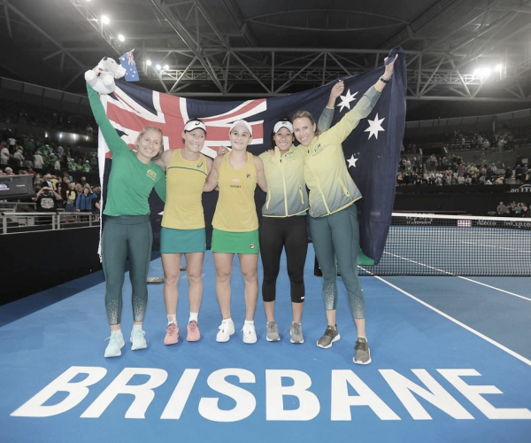 Austrália vence Belarus no duelo decisivo de duplas e vai à final da Fed Cup