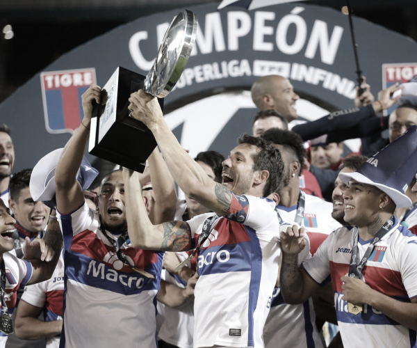 ¡Tigre campeón de la Copa de la Superliga!
