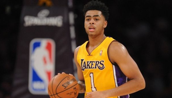 Should Los Angeles Lakers Play D’Angelo Russell Off The Bench?