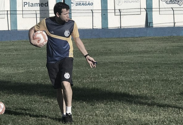 Técnico do Confiança, Daniel Paulista celebra acesso à Série B: "Objetivo foi alcançado"