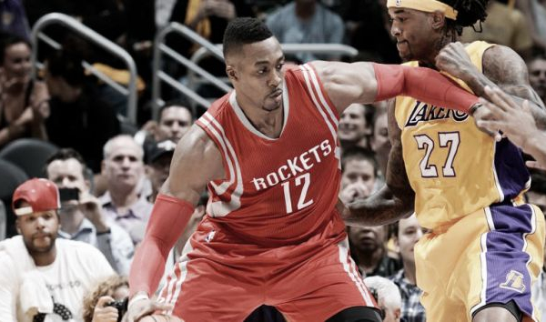 Em retorno de Kobe, Lakers é dominado e perde para Rockets na estreia