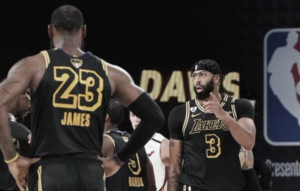 Com grandes atuações de Anthony Davis e Lebron James, Lakers ampliam vantagem sobre Miami Heat