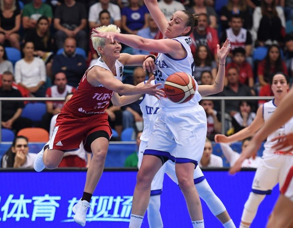 Eurobasket Women 2017 - Non basta una grande Zandalasini, la Turchia batte l'Italia di un punto (54-53)