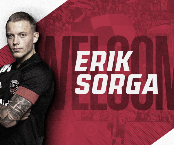 Erik Sorga firma por DC
United