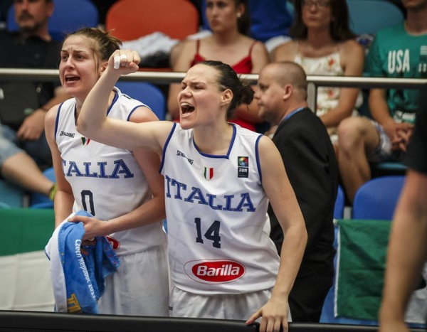 EuroBasket Women 2017 - L'Italia soffre, ma vince contro l'Ungheria e vola ai quarti di finale (49-48)