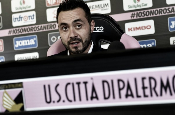 Palermo, De Zerbi guarda avanti: "Dobbiamo migliorare, siamo ancora lontani dal mio calcio"