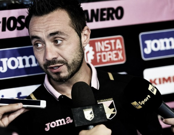 De Zerbi spinge il Palermo: "La squadra è sul pezzo, a Bologna decisivi i dettagli"