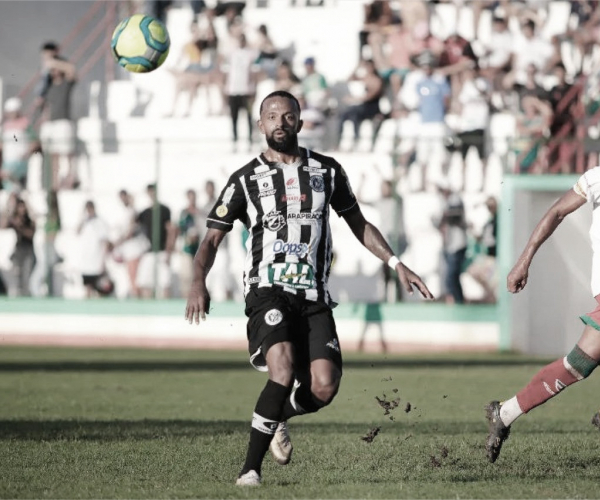 Diego Rosa celebra gol marcado em clássico e comenta reta final do ASA na Série D