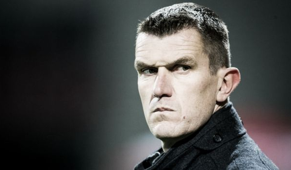 Brentford appoint Dijkhuizen as manager