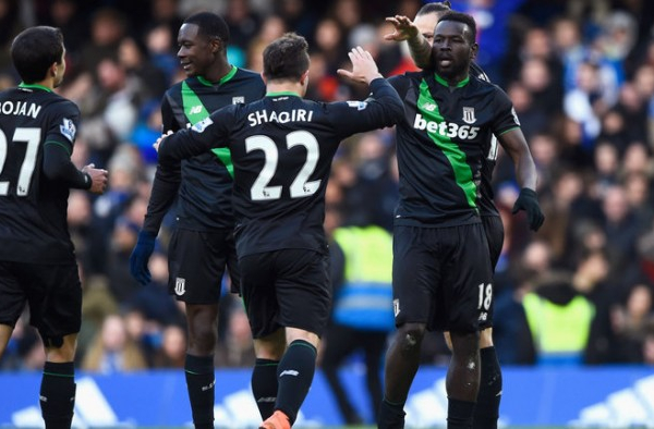 Diouf regala il pareggio allo Stoke, 1-1 con il Chelsea