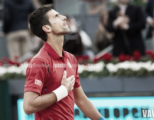 Foto-Internazionali, Djokovic si allena e attende Nadal