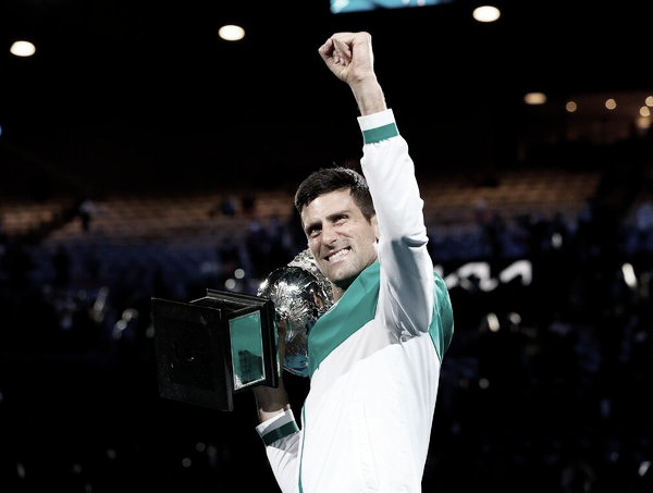 Resumen Novak Djokovic 3-0 Daniil Medvedev en la final Australian Open 2021 (7-5 6-2 6-2)