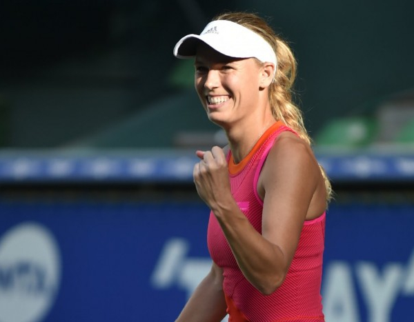 WTA Tokyo - Wozniacki travolge Muguruza, finale con Pavlyuchenkova